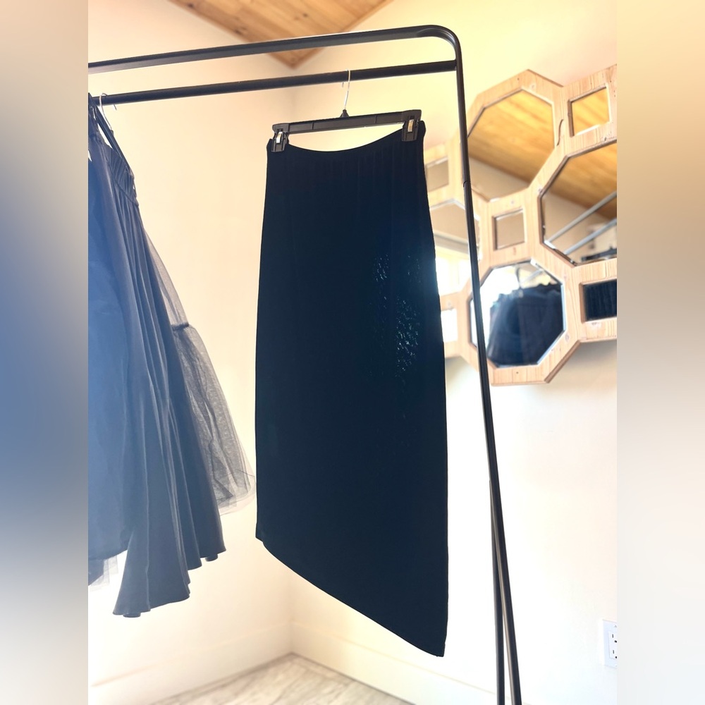 Free shipping! Elegant Black Asymmetrical Skirt
